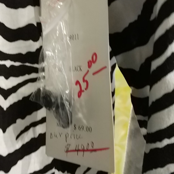 Katherine New York top - Picture 10 of 10